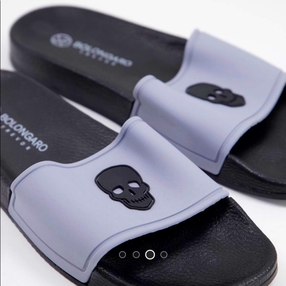 Bolongaro Trevor Monaco Skull Slides / Flip Flops. M 10.5 / W 12, gray / black.